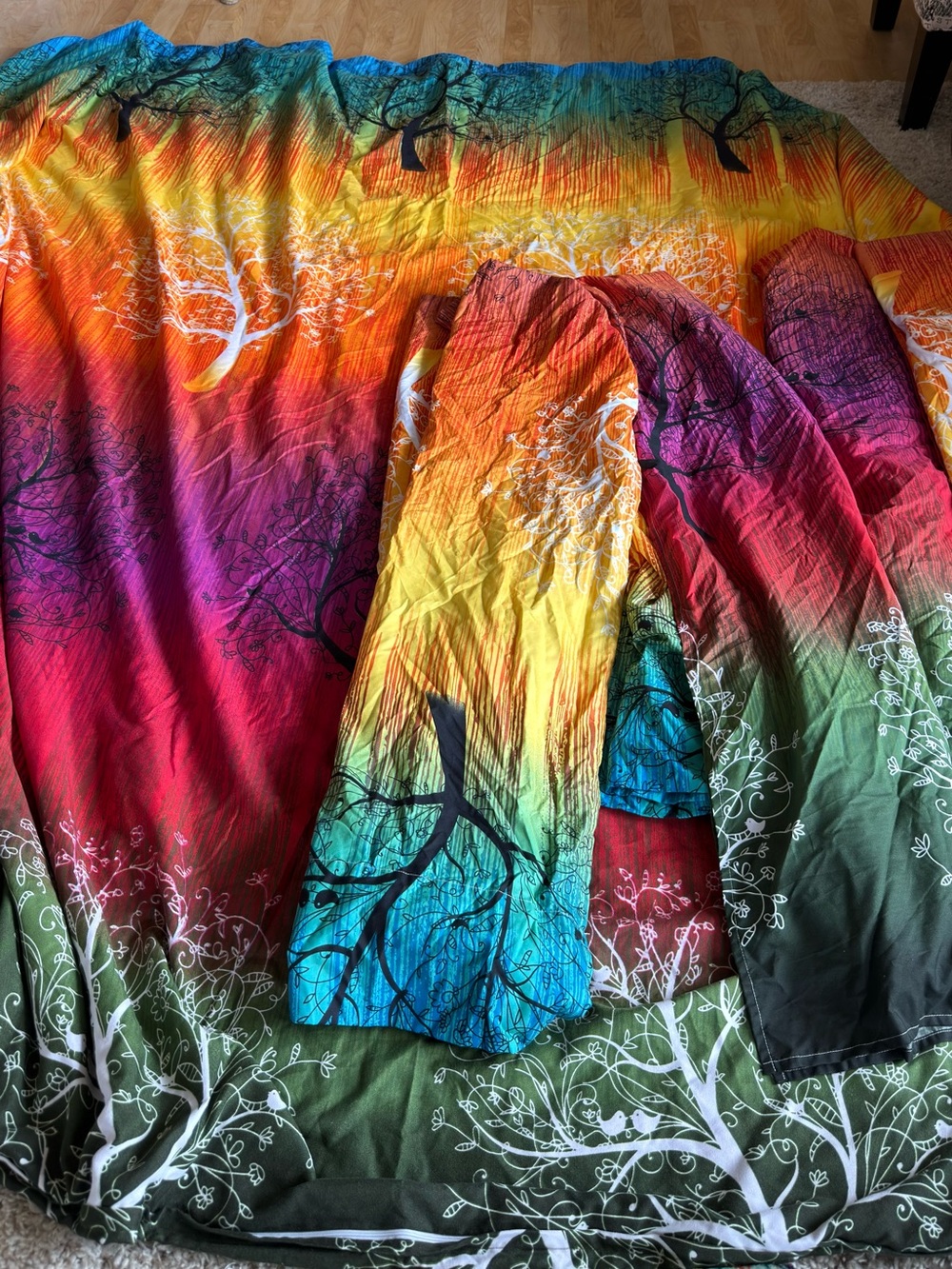 Queen Rainbow Bohemian Style Duvet Cover with 4 Matching Drape Panels - Picture 4 of 4
